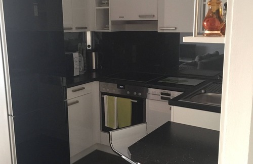 Kaisermuhlen Apartment | Modern apartment near UNO and AUSTRIA CENTER