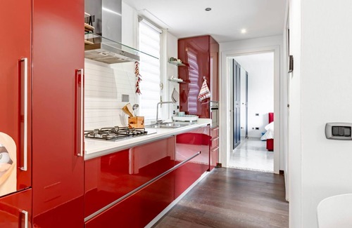 Cagliari Apartment | Modern apartment of about 55sqm, located on the first floor of a building with a lift (steps to access), can accommodate up to 2 people.The accommodation is located in a central district, served by all the main services: bars, restaurants, supermarkets,