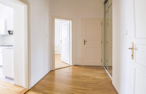 Vinohrady Apartment | Modern Apartment Riegrovy sady