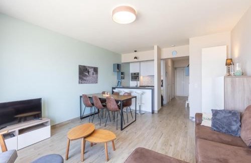Middelkerke Apartment | Modern apartment with frontal sea-view