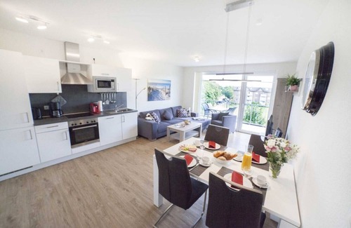 Sahlenburg Apartment | Modern apartment with sauna 400 meters from the beach.