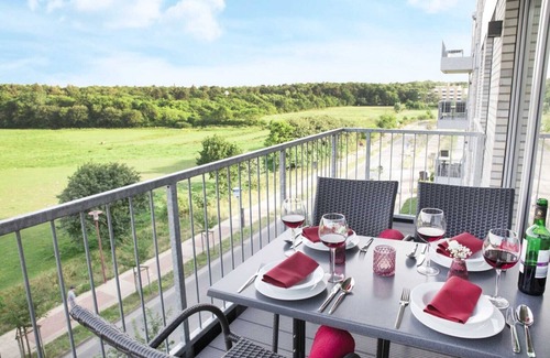 Sahlenburg Apartment | Modern apartment with sauna 400 meters from the beach.