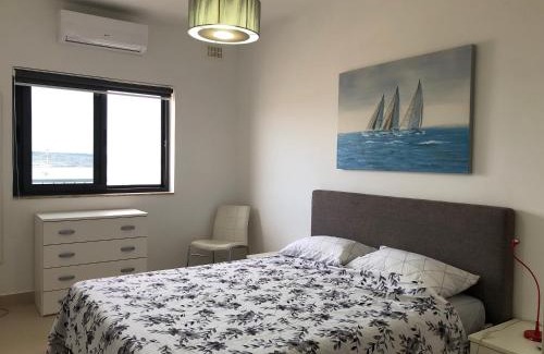 Għadira Apartment | Modern Apartment with sea view