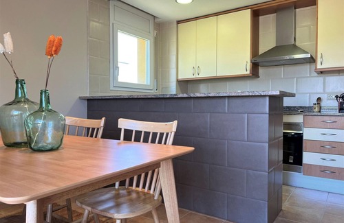 Bon Relax Apartment | Modern Apt with A/C, Pool, Parking, Near Beach