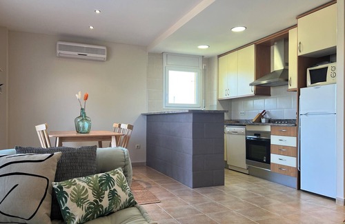 Bon Relax Apartment | Modern Apt with A/C, Pool, Parking, Near Beach