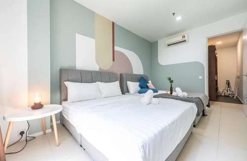 Mont Kiara Apartment | Modern Arcoris Mont Kiara KL City 4pax Next 163mall 안녕하세요