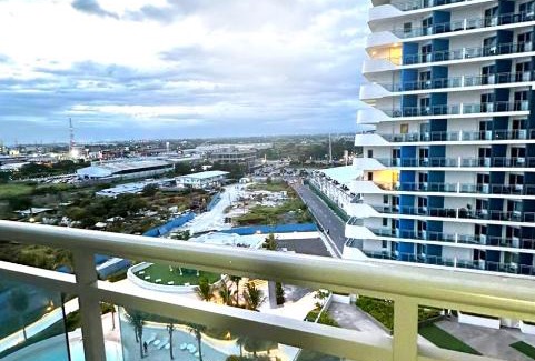 San Fernando Apartment | Modern Bali of Azure North