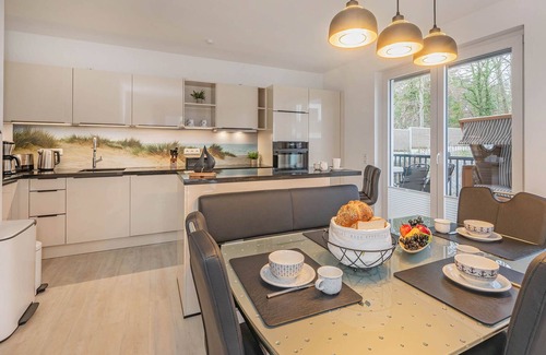 Koelpinsee Apartment | Modern beach apartment with balcony & 2 bathrooms on Usedom