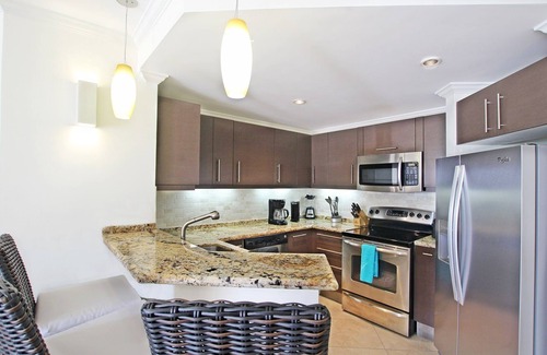 Dover Condo | Modern Beachfront Condo with Pool - Sapphire 205