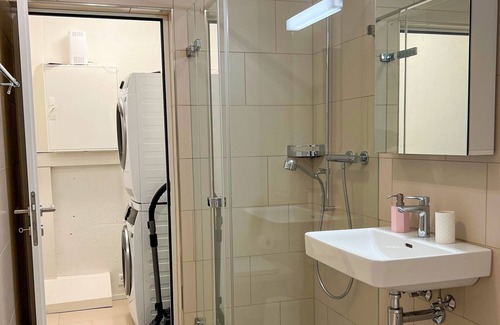 Glattbrugg Apartment | Modern & beautiful 4.5 rooms apartment welcomes you for homely & cozy experience