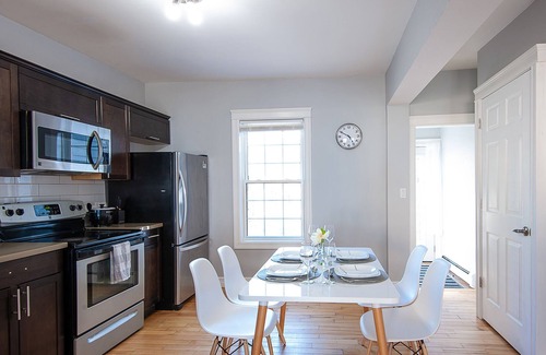 Charlottetown House | Modern bright 2bd steps from Downtown