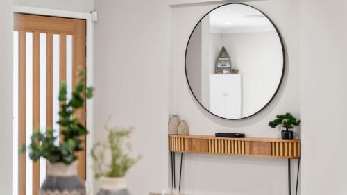 Tomerong House | Modern Bush Retreat- Brand New 5BR Tranquil Escape