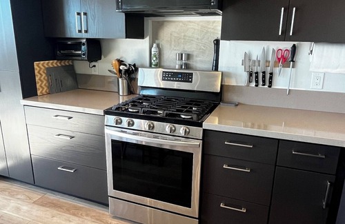 Encinitas House | Modern Casita 1/2 Mile from Beach & Downtown Encinitas!