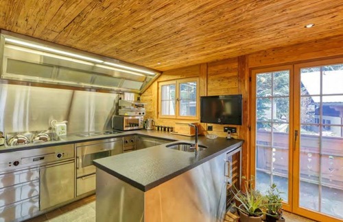 Saanen Ski Chalet | Modern Chalet in Gstaad With Premium Amenities