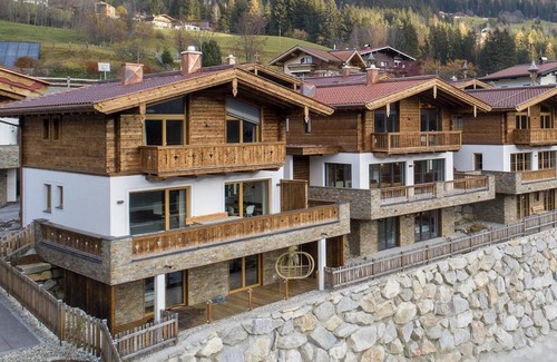 Schonbach Ski Chalet | Modern Chalet near Zillertal Arena