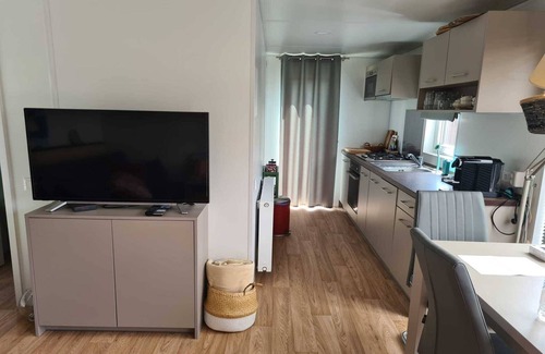 Koudekerke Ski Chalet | Modern chalet with air conditioning, on a holiday park, 1 km. from the beach