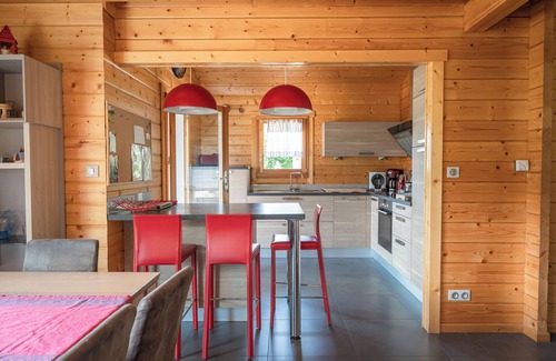 La Forge Ski Chalet | Modern chalet with whirlpool bath, outdoor Jacuzzi and magnificent valley views