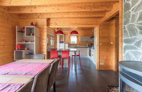La Forge Ski Chalet | Modern chalet with whirlpool bath, outdoor Jacuzzi and magnificent valley views