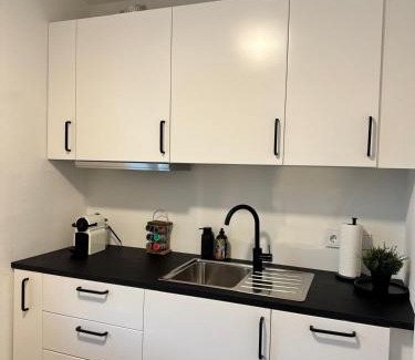 Perlach Apartment | Modern City Apartment 3
