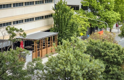 Phillip Apartment | Modern City Escape - Phillip ACT