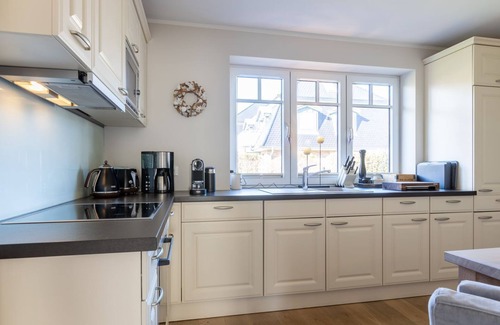 Westerland Apartment | Modern. Close to the beach. Terrace. - House Nordmarkgarten