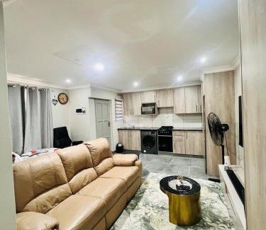 Vanderbijlpark Apartment | Modern Comfort with Easy Access Everywhere