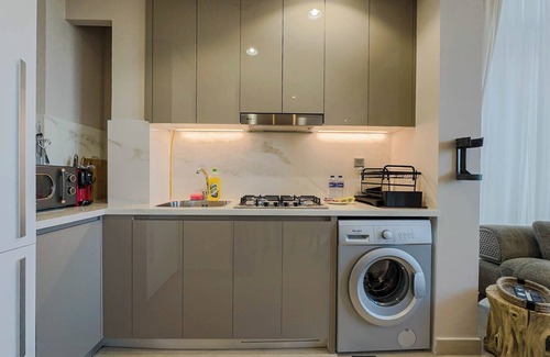 Dubai Apartment | Modern Comforts 1-Bedroom Retreat in Meydan