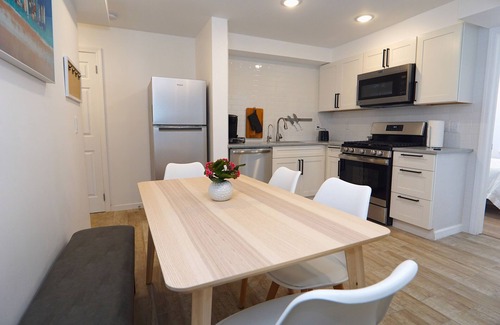 Seaside Heights Apartment | Modern Comfy Beach Getaway with Deck and Parking - 604 #4