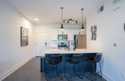 Austin Condo | Modern Condo in Central Austin