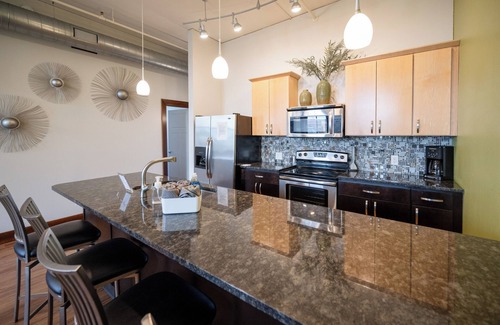 Holland Condo | Modern Condo in Downtown Holland: The Ontario