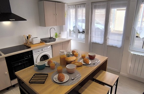 Bernay House | « Modern Cosy » Hyper Centre Bernay