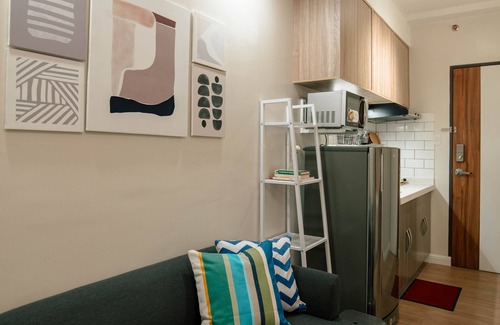 Loyola Heights Condo | Modern & Cozy 2Bed Studio in Katipunan w/All Essentials+Fast Internet+Netflix