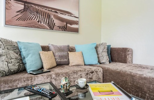 Westbourne Green Apartment | Modern Cozy apartment in Little Venice