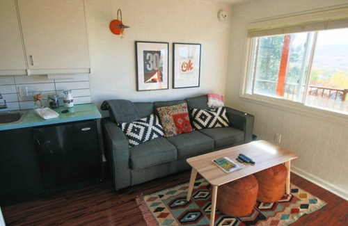 Steamboat Springs Condo | Modern, cozy one bedroom GEM
