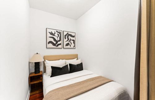 Upper Jarvis Apartment | Modern Downtown Escape w Den & City Comforts