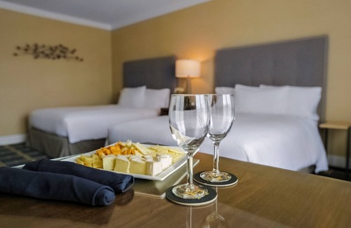 Sunnyvale West Hotel | Modern Escape | El Camino Real | 1 Unit