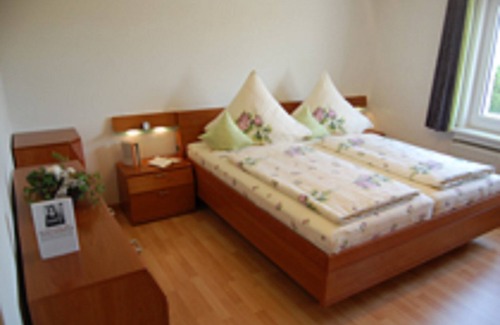 Lenneplaetze Apartment | Modern furnished apartment with a fully equipped kitchen and terrace
