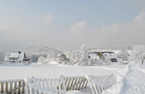 Lenneplaetze Apartment | Modern furnished apartment with a fully equipped kitchen and terrace