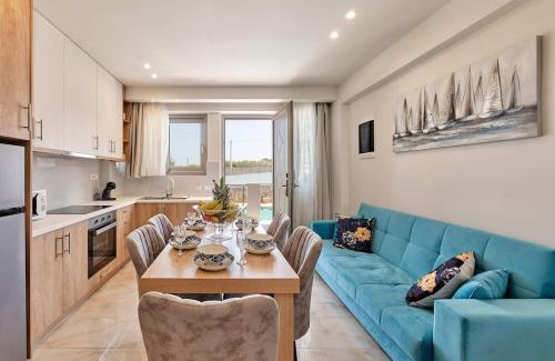 Stavromenos Apartment | Modern Family apartment Ewa with pool, dining area on Crete coast