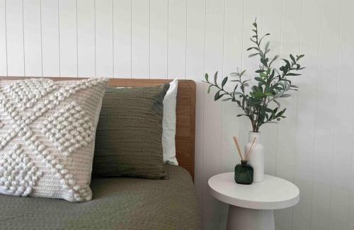Bundamba Apartment | Modern family friendly Ipswich home