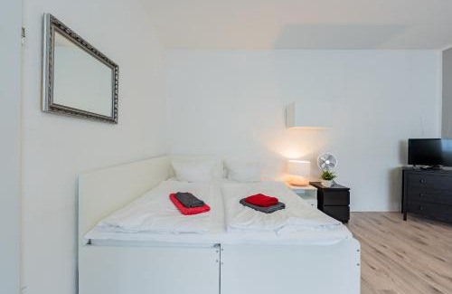Schoeneberg Apartment | Modern Fancy Apartments Berlin City Center