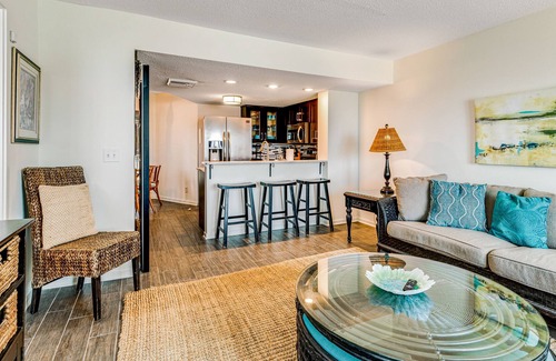 Isle of Palms Villa | Modern first-floor villa w/unbeatable, expansive ocean views & shared pool!