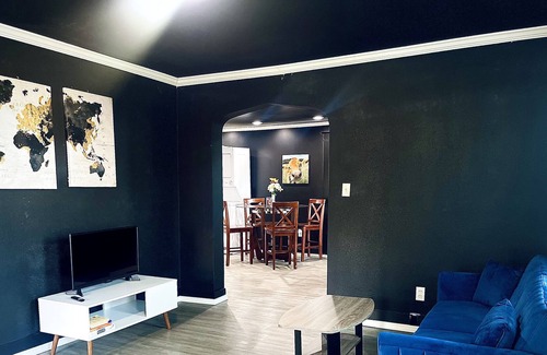 Jamestown Condo | Modern Five Star in Lucy Desy’s birthplace!