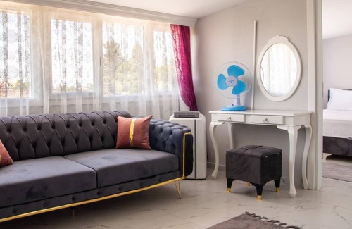 Kuscular Apartment | Modern Flat 10 min to City Center and Sea in Urla