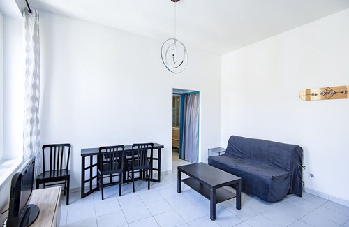 5th Arrondissement Apartment | Modern flat near Parc du 26ème Centenaire