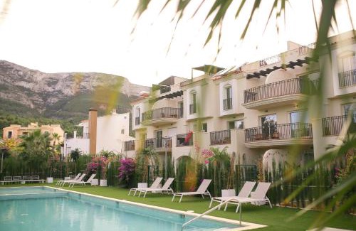 Denia Apartment | Modern flat with Montgo view