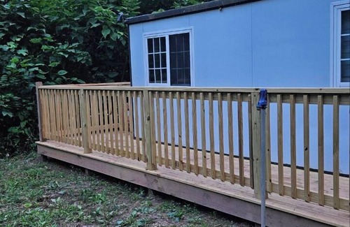 True House | Modern Foldable Container Home Unique Stay Near Pipestem Park