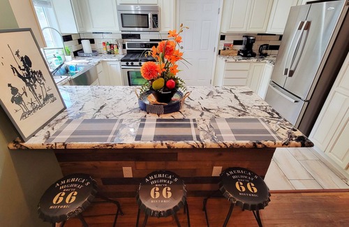 Nob Hill House | Modern, Fully Stocked, Nob Hill Home