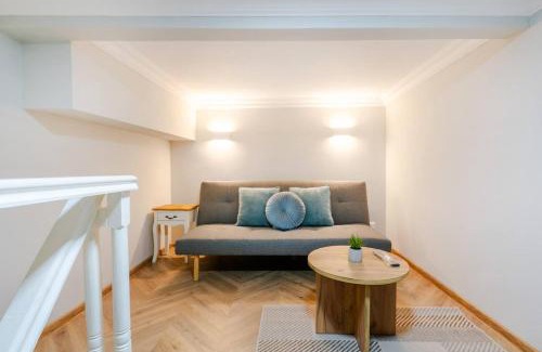 Sololaki Apartment | Modern Gem in Historical Tbilisi
