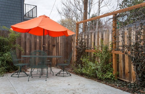 North End House | Modern Get Away - The Boat House